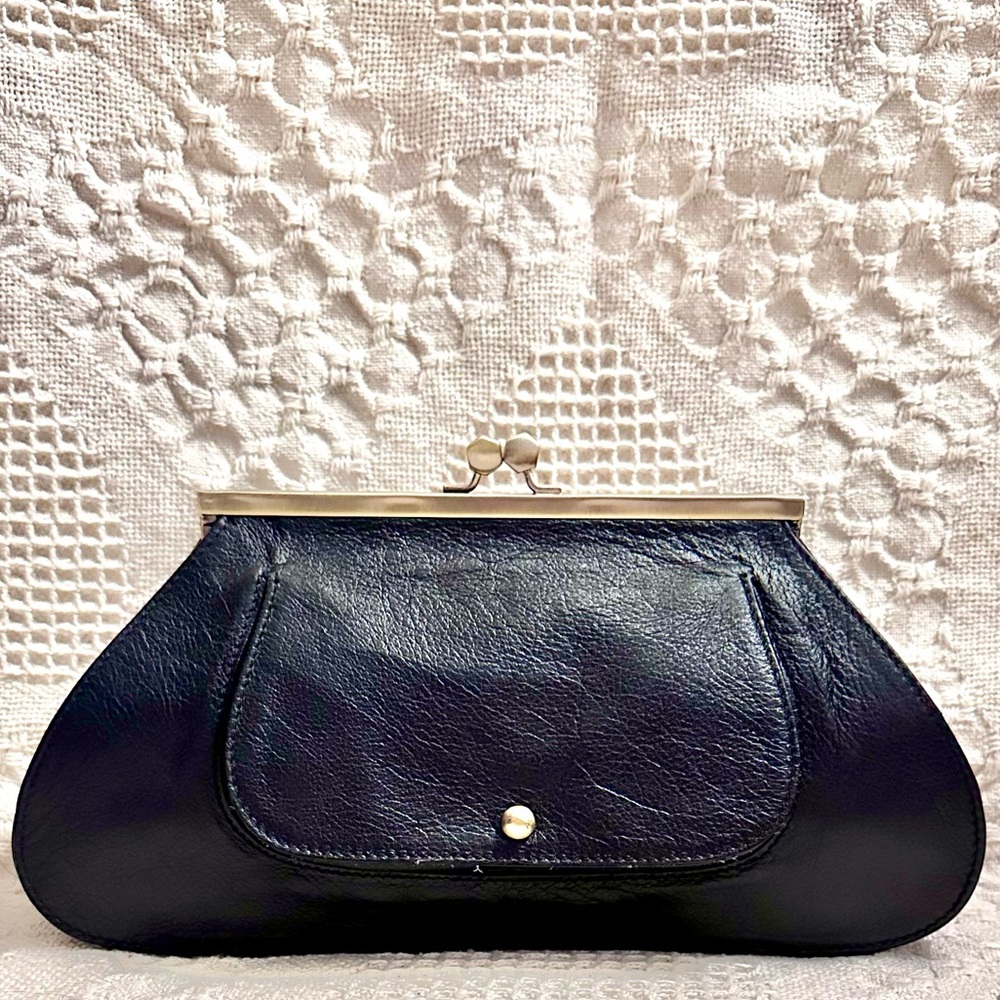 COPY - ZAC POSEN for Samsung Black Plush Leather Woman’s Clutch Kiss Lock